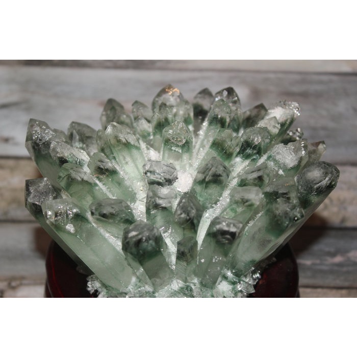 天然水晶綠晶簇(大顆完整).晶體閃爍漂亮.值得收藏