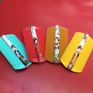 ❤️❤百麗的店💕復古傳統梳子一組4個拜媽祖娘娘等女神的胭脂水粉之一