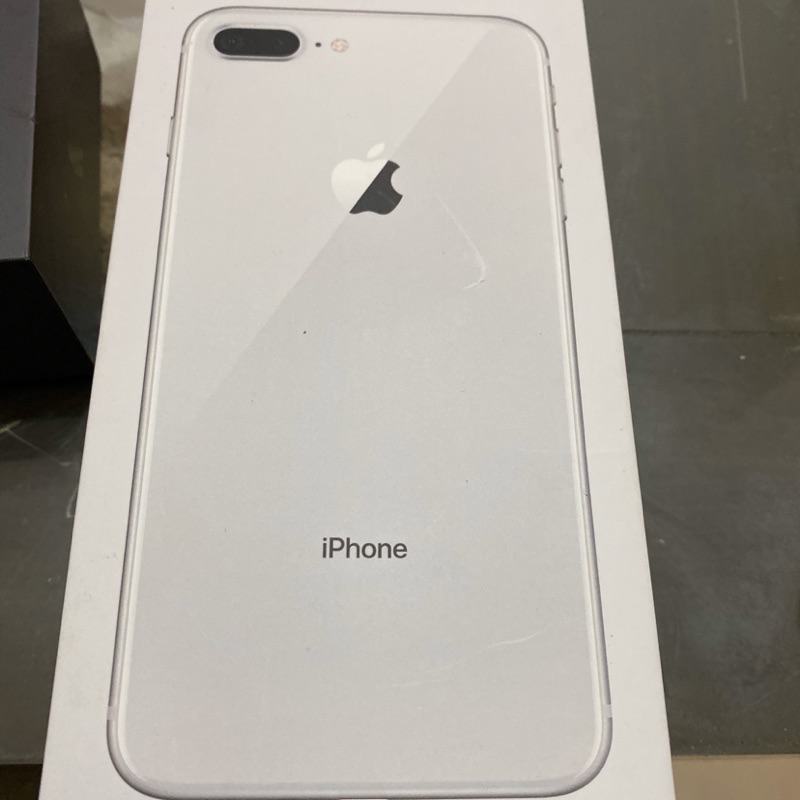 IPHONE8  PLUS  64G