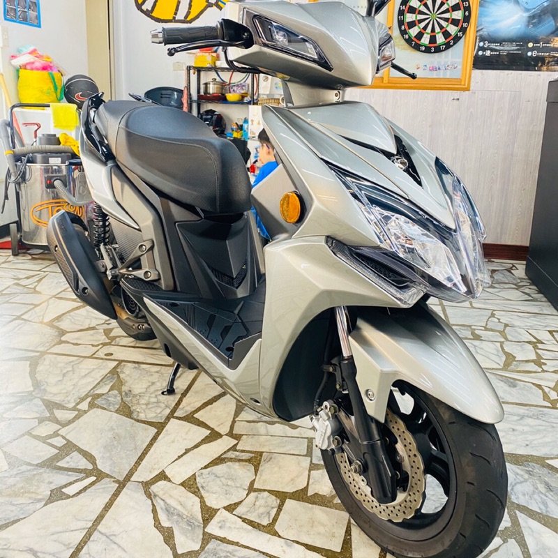 雷霆S 150 abs