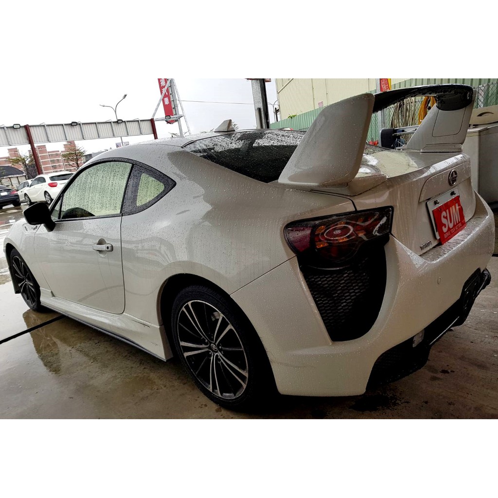 中古車toyota 86 Aero 2 0 白一手車aero版電熱椅 Lfa包3出尾管 藍寶堅尼尾燈 與眾不同 蝦皮購物