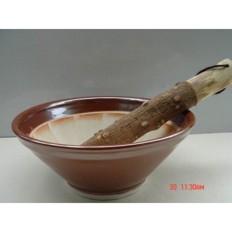 鍋碗瓢盆餐具日本進口9寸磨缽(可磨山藥.芝麻.擂茶.磨粉磨泥)---附木棒