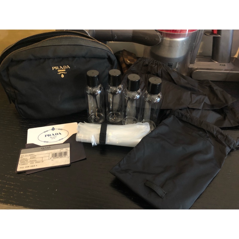 🔥特價🔥保證正品 Prada黑色降落傘布尼龍化妝包 附旅行組