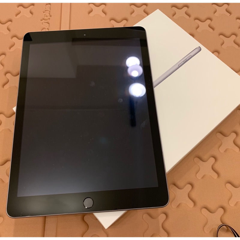 iPad 5 Wi-Fi 128g 太空灰 中古機