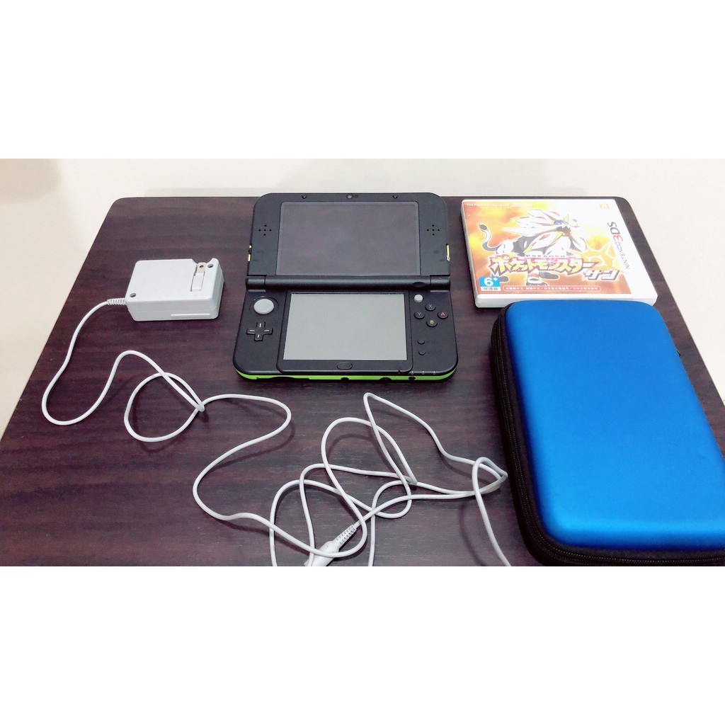 二手 任天堂 New 3DS LL 萊姆綠 日規主機無改機 （附精靈寶可夢 太陽、收納包 藍、原廠充電器）