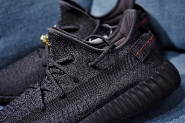 yeezy 350 v2 triple black price