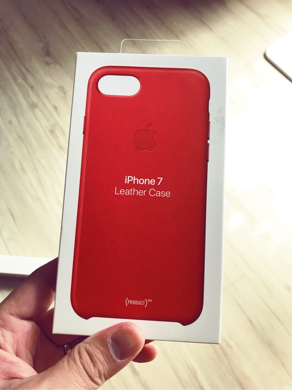 **降價**原廠iPhone 8 / 7 皮革保護殼 - (PRODUCT)RED紅色 Leather Case