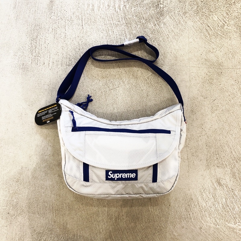 通販通販新品 Supreme Small Messenger Bag ショルダーバッグ