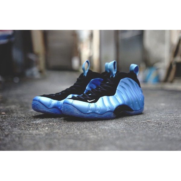 air foamposite one university blue