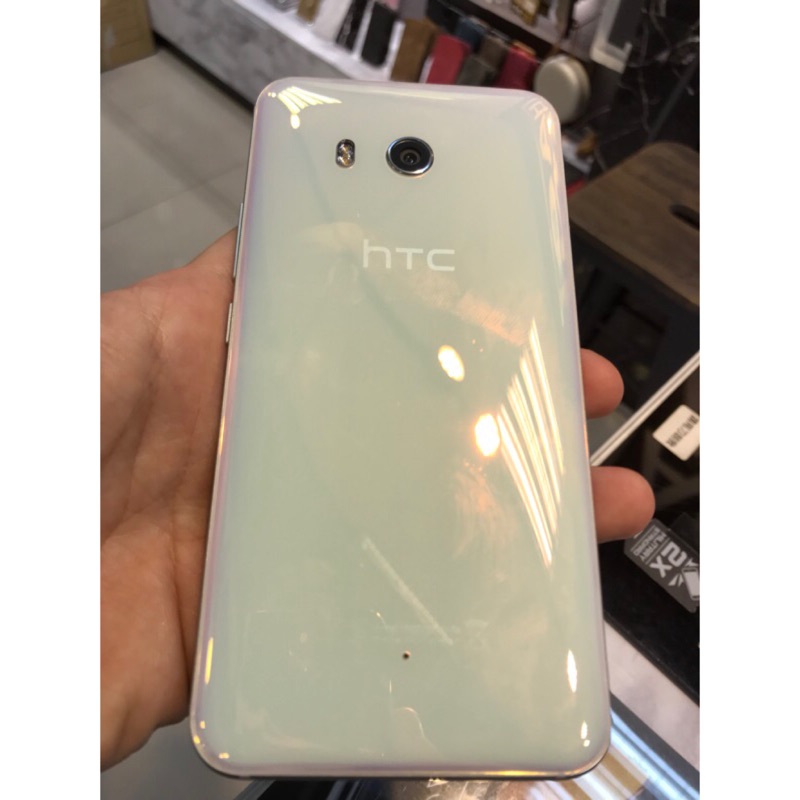 HTC U11 128G 9成新