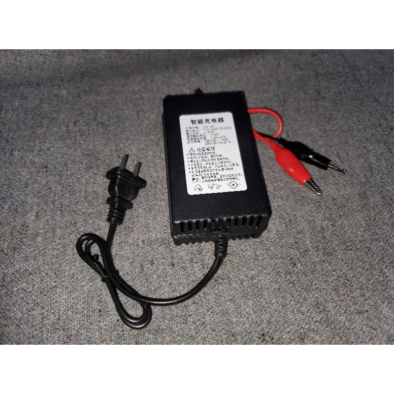 12V 脈衝式電瓶充電器 1.5-2A智慧輸出 邊充邊活化電瓶 可充一般鉛酸，鋰鈦電瓶 帶指示燈