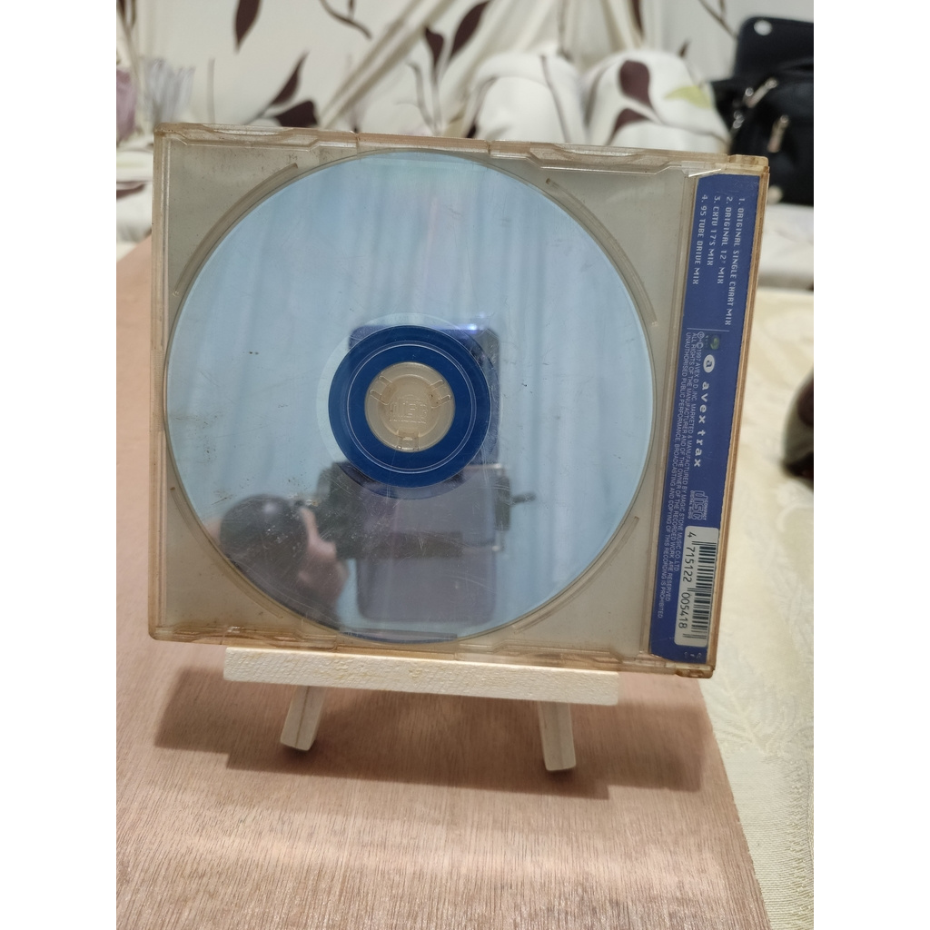 二手cd Trf Survival Dance No No Cry More 單曲魔岩 蝦皮購物