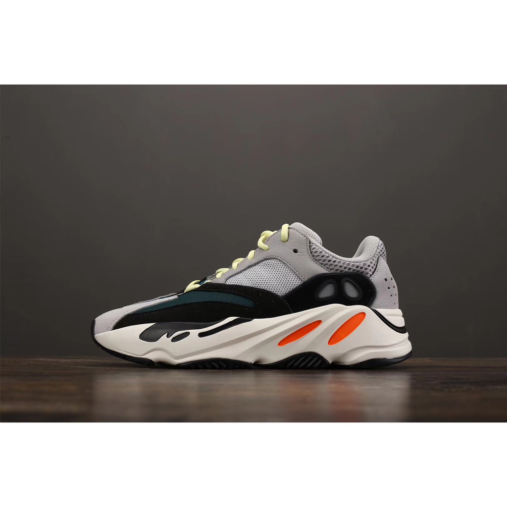 yeezy 700 og price