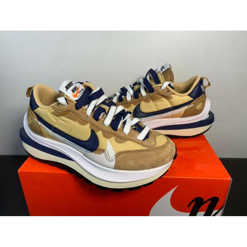 sacai x vaporwaffle tan navy