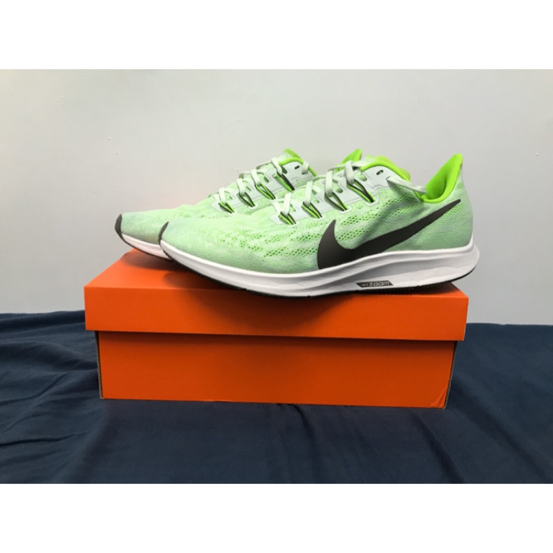 Nike Pegasus 36 跑鞋 US10