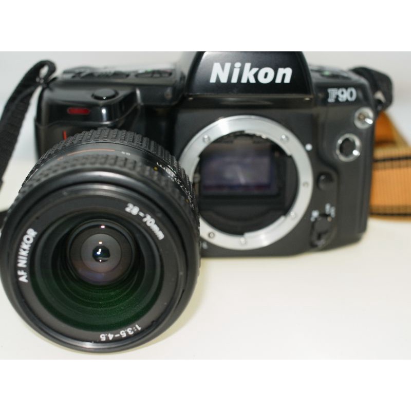 Nikon F90 + 28-70mm 自動對焦 旗艦單眼底片相機昔日王者收藏品最高24期