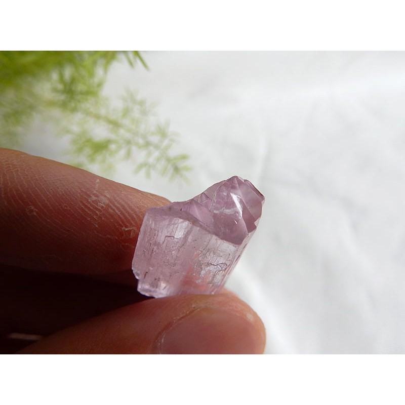 【2075水晶礦石】頂級紫鋰輝石原礦/完整終止晶體紫鋰輝石-9-0516