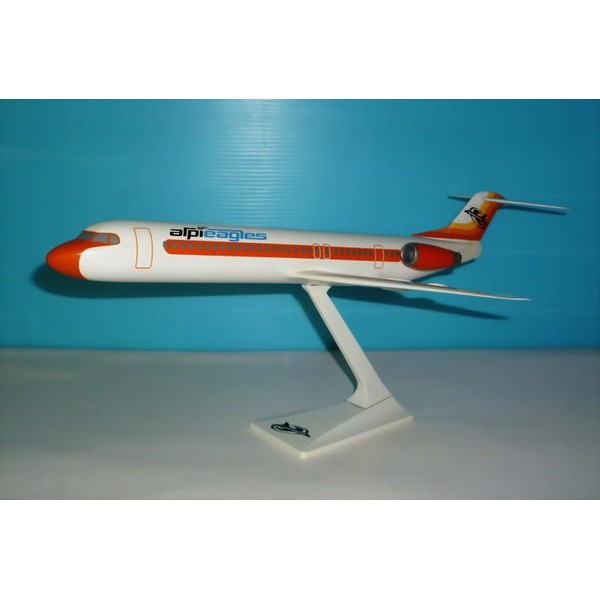 珍上飛— 模型飛機 :FOKKER-100 (1:100)老鷹EAGLES(編號:FOK1001)