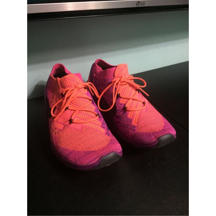 出清 Nike free 3.0 慢跑 編織 黑紫 螢光 US9