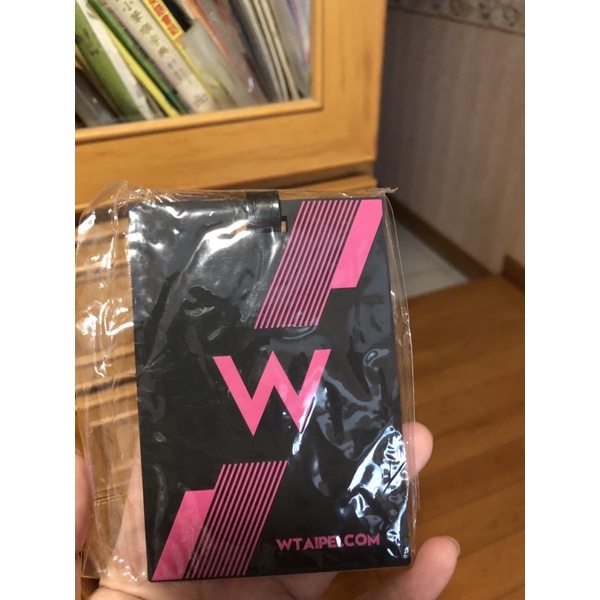 w hotel 行李箱 吊牌