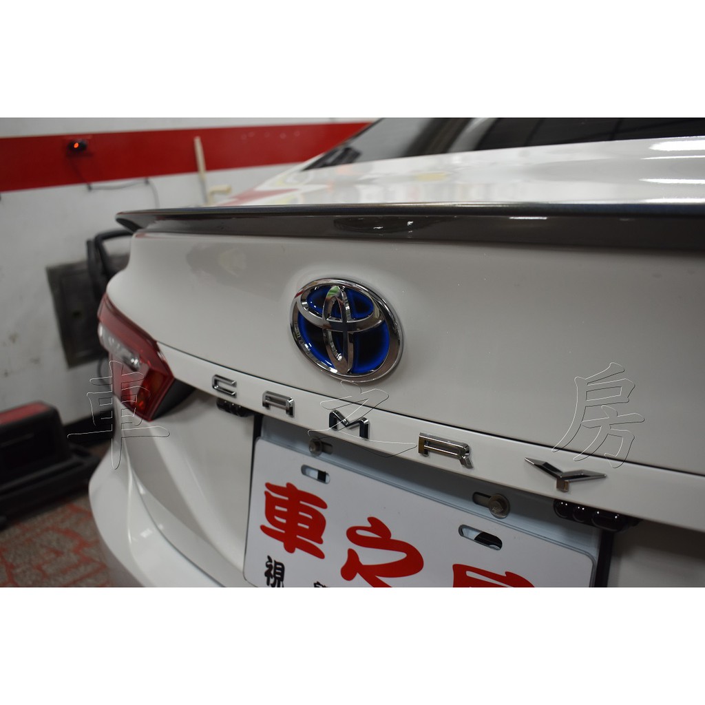 (車之房) TOYOTA 2019-2020 8代 CAMRY 日本原廠 油電 標誌 後方 黏貼式 專用 油電MARK