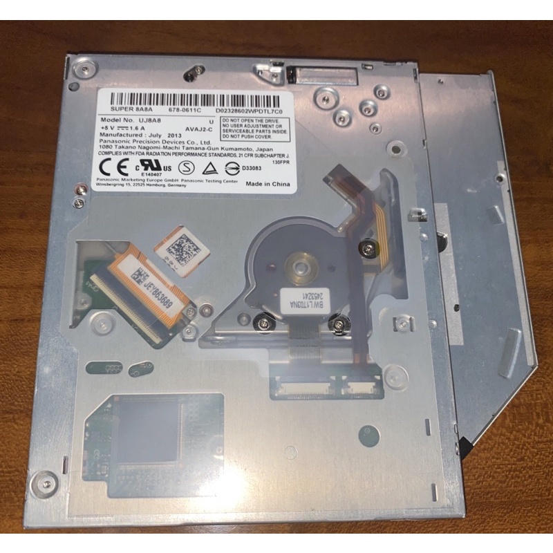 Macbook Pro 内置吸入式光碟機 Panasonic UJ8A8