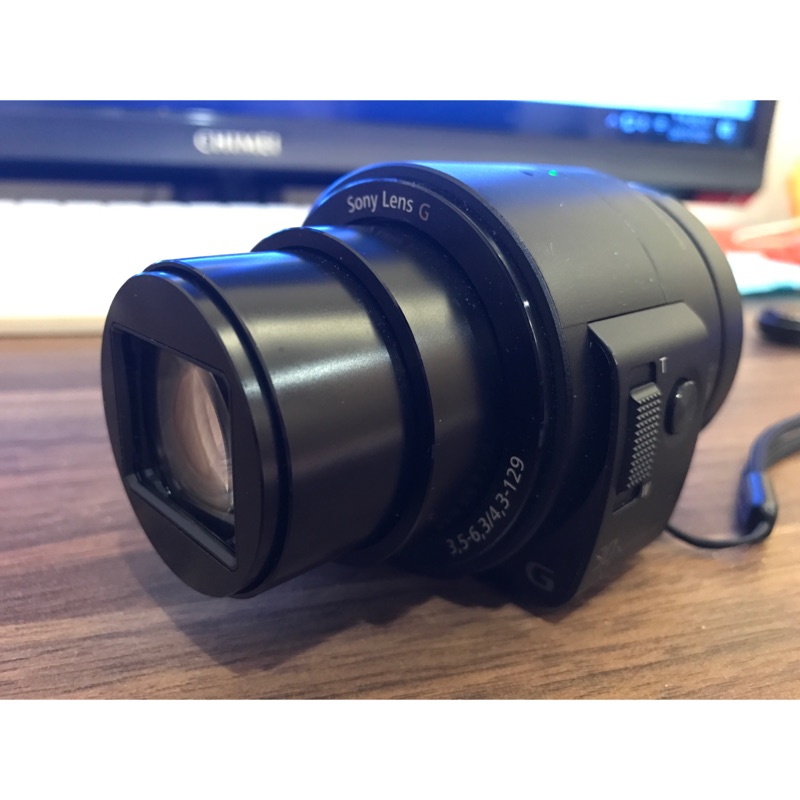 Sony QX30 24mm-200mm