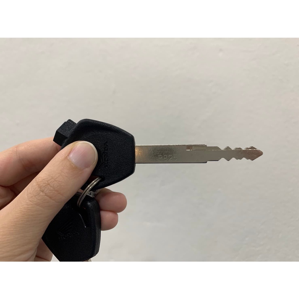 HONDA SUPER CUB110鑰匙 原廠空白鑰匙 鑰匙胚 如有需要同樣磁石功能鑰匙請聊聊提供鑰匙鐵片號碼