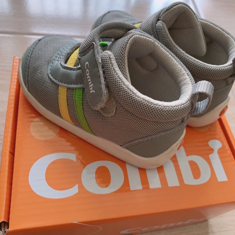 ❤️vivi❤️康貝combi幼兒機能鞋👟（二手）14.5cm礫岩灰