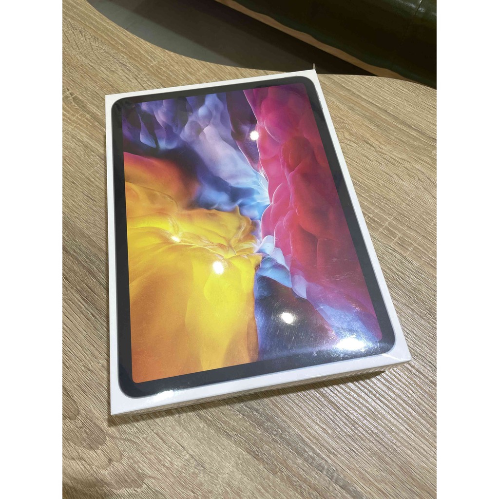 尾牙獎品 最新 iPad Pro 11" Wifi 256G 太空灰 全新未拆 85折 只要25300 !!!