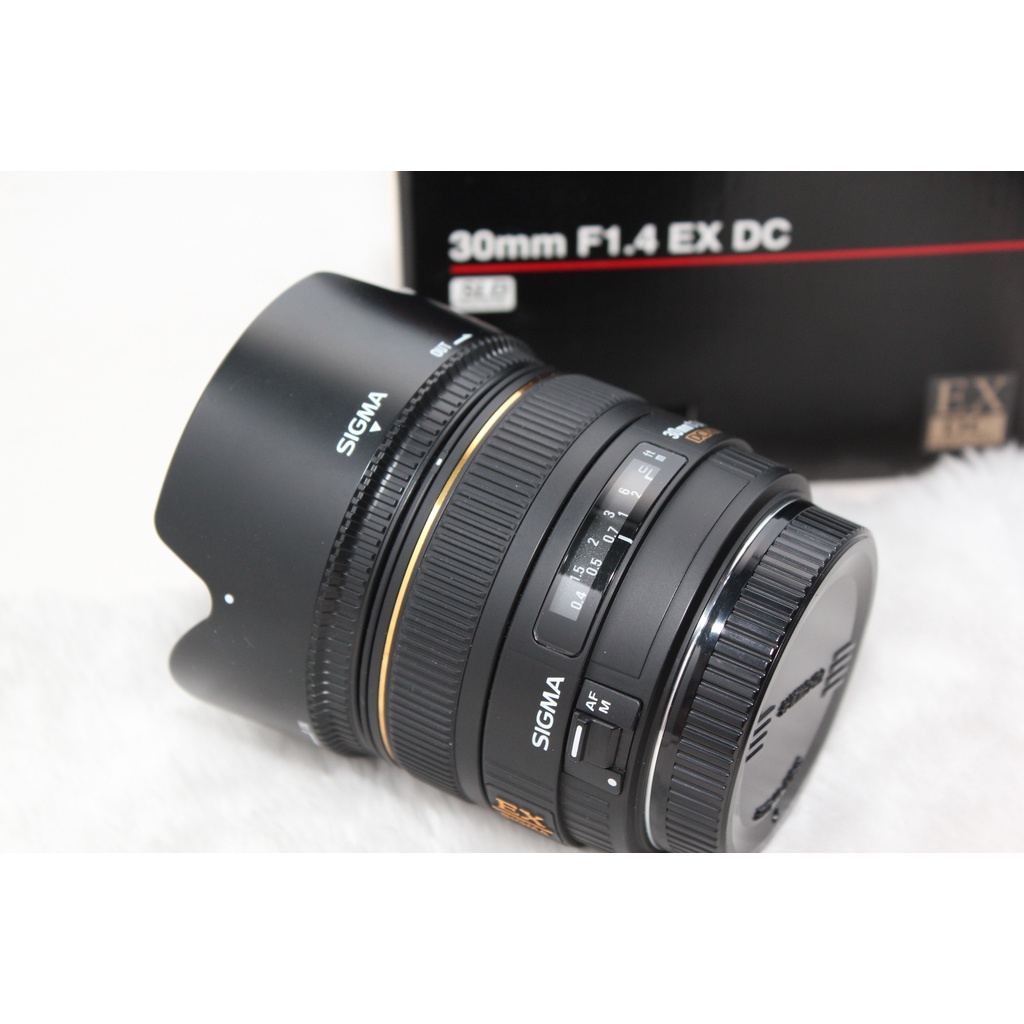 $4000 Sigma 30mm F1.4 EX DC 公司貨 For:Canon