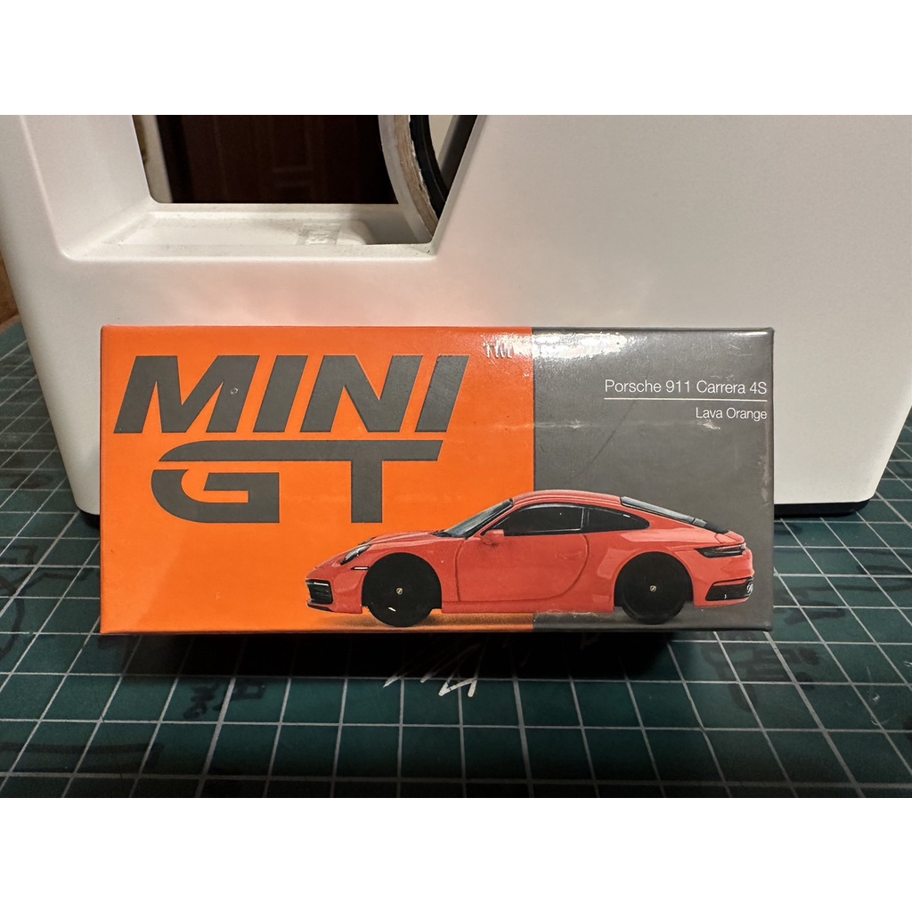 (肥宅) MINI GT 371 熔岩橘 Porsche 911 Carrera 4S Lava Orange 全新商品