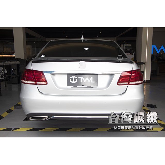 TWL台灣碳纖 BENZ 賓士 W212 E200 E250 E300 E350 4門 4D 高品質 碳纖維卡夢尾翼