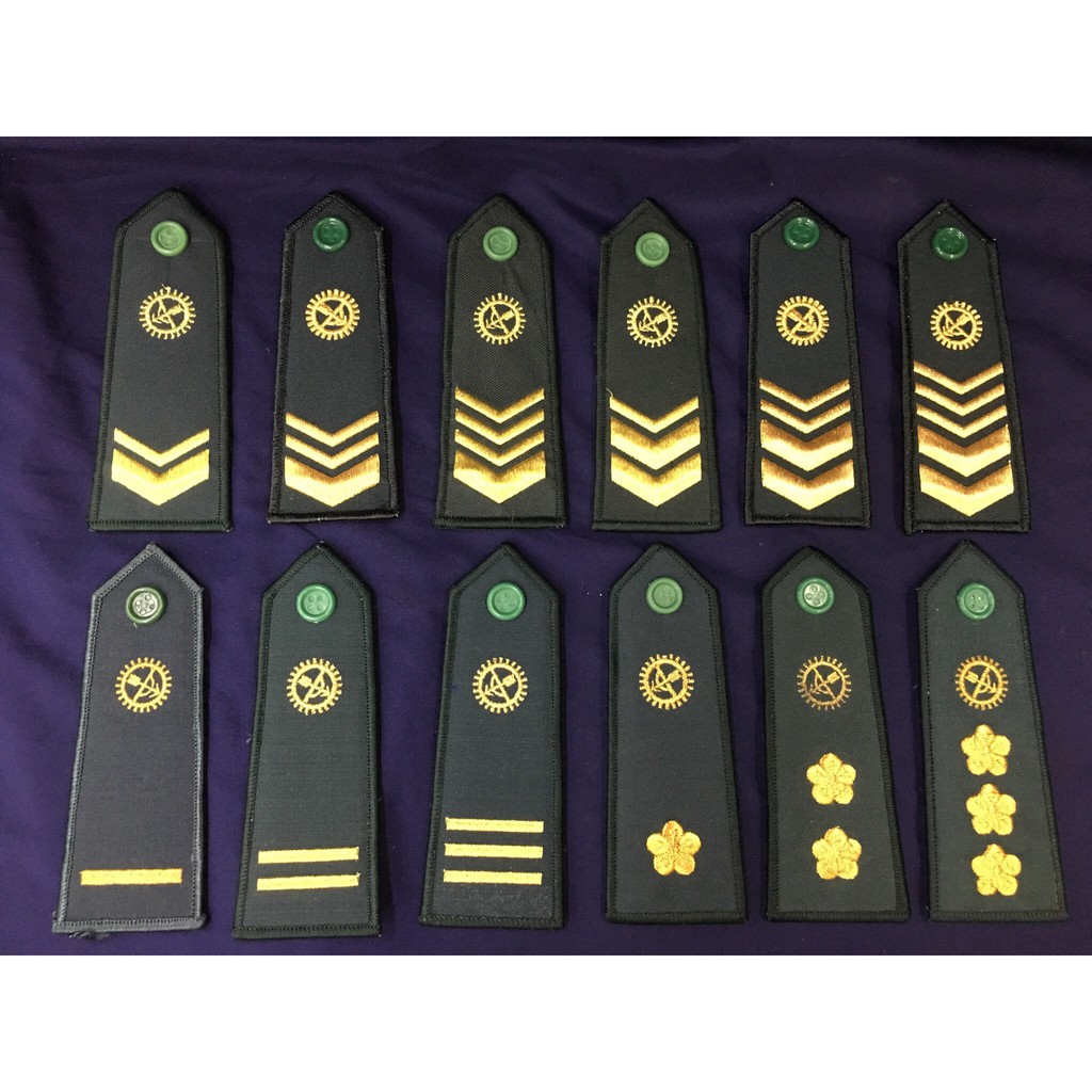Kp軍品 國軍服裝配件 階級章 肩飾 軟硬肩陸軍硬肩兵工 蝦皮購物