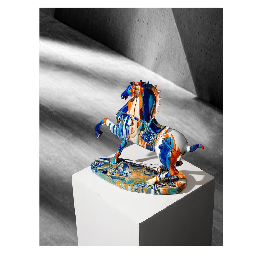 現貨【家居擺件】免運#輕奢工藝品高檔馬書桌面擺件北歐客廳辦公室書房 