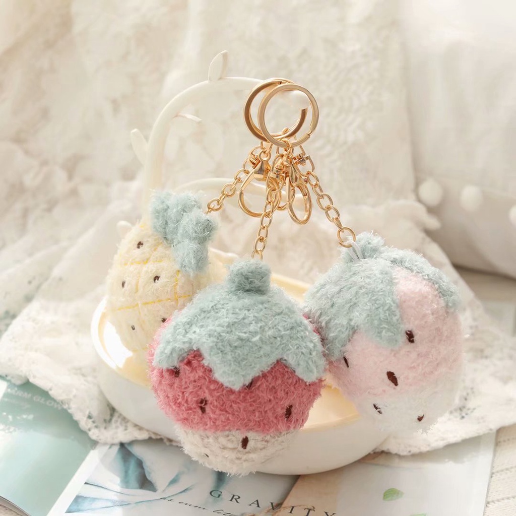 新品🚀🚀✨毛絨掛件鑰匙扣 鑰匙掛件 可愛軟綿綿公仔 草莓 菠蘿 水果圈鏈包包掛件 飾品扣