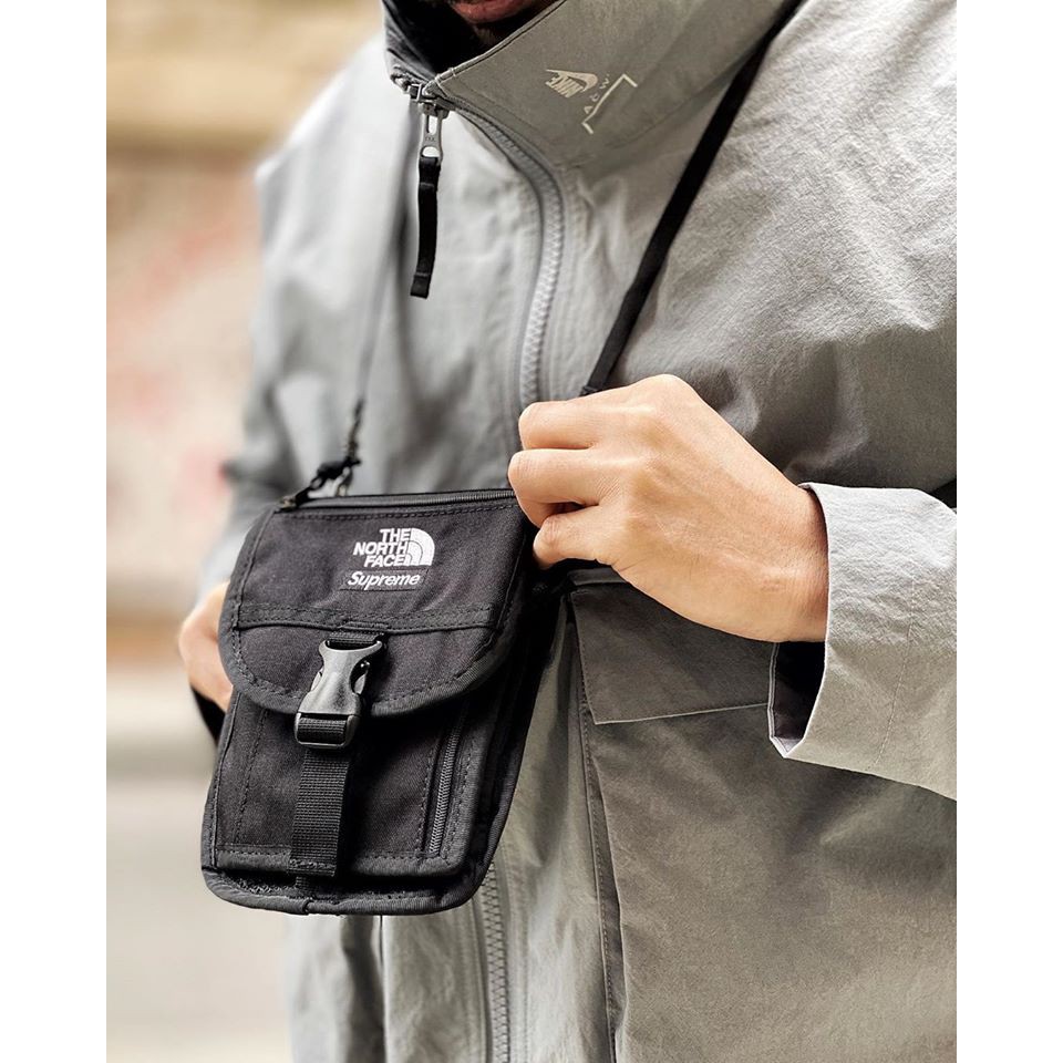 shoulder bag supreme x the north face