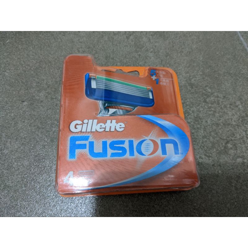 Gillette Fusion 吉列鋒隱 5+1手動刮鬍刀片組 補充包 4入一盒 (5片刮鬍刀+1片精細修髮刀) 替換刀