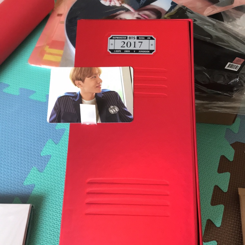 2017 BTS SEASON’s GREETINGS
