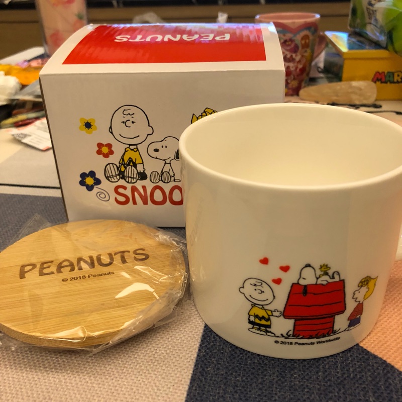 全新 snoopy 史努比 陶瓷 馬克杯 附 杯蓋