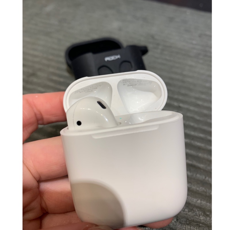 Airpods 單左耳+充電盒