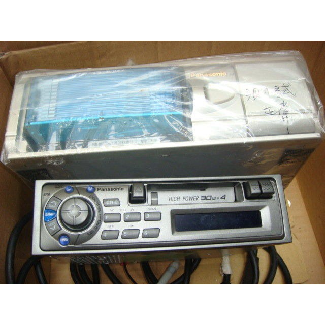 國際牌Panasonic 車用音響主機 &gt; CD音響主機 可正常使用 有兩組