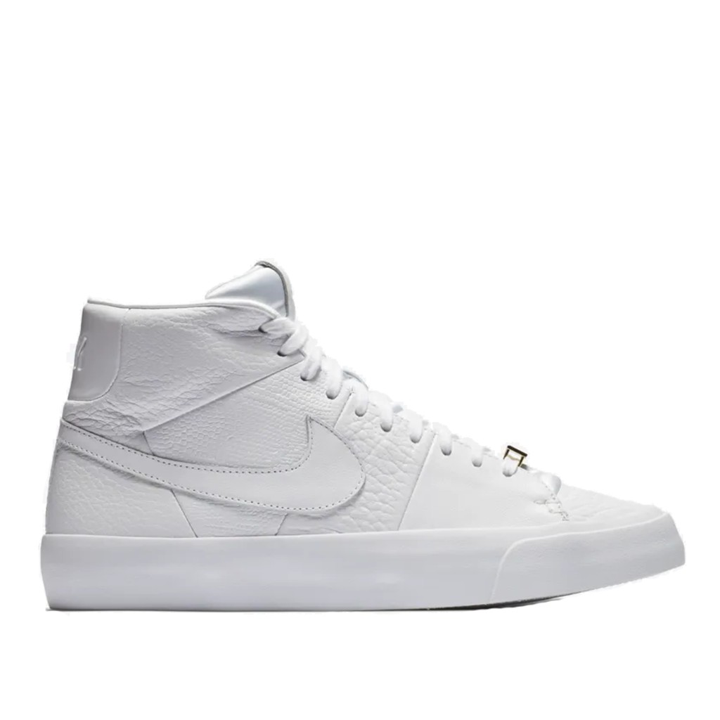 nike blazer royal qs on feet
