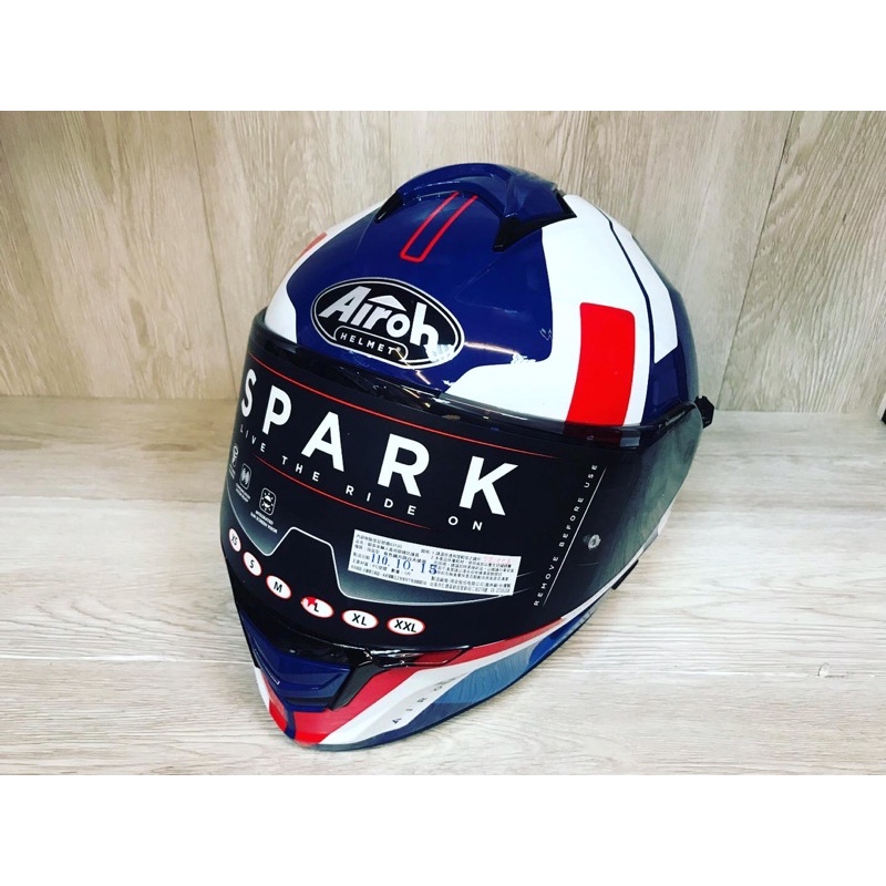 大里moto2輪館-2022 義大利🇮🇹Airoh SPARK #7(藍白紅)安全帽