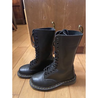 dr.martens 馬汀14孔中筒靴 Uk2/Eu35