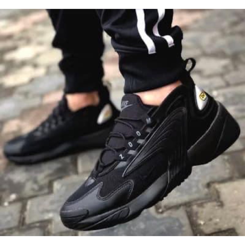nike mens zoom 2k