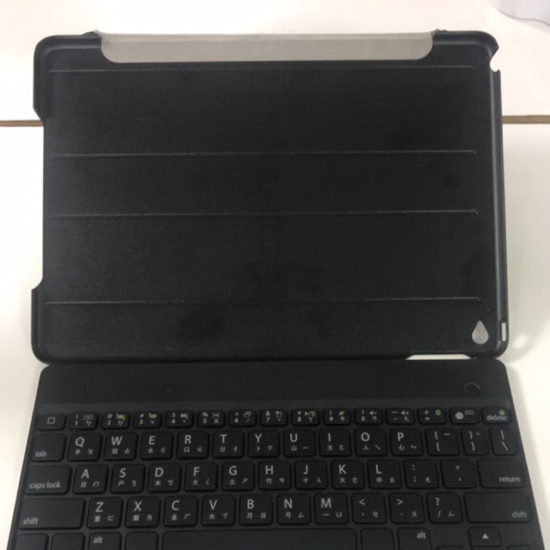 Moshi VersaKeyboard for iPad 9.7吋 多角度藍牙鍵盤保護套（注音鍵盤）黑色