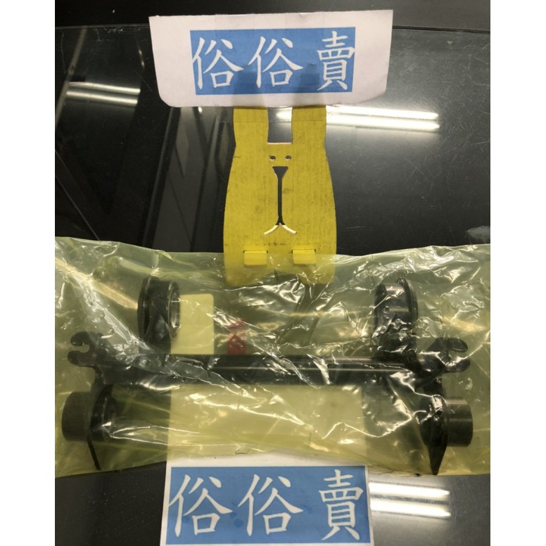 俗賣YAMAHA山葉原廠 引擎支架整體 NEW CUXI　RS Z 引擎吊架 狗骨頭 料號：5HK-F1420-20