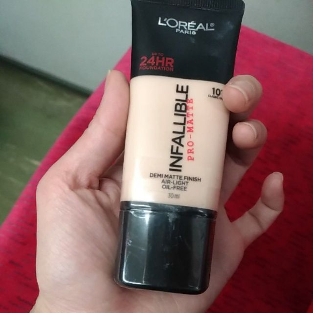 loreal 24h恆霧無油慮粉底液 104號