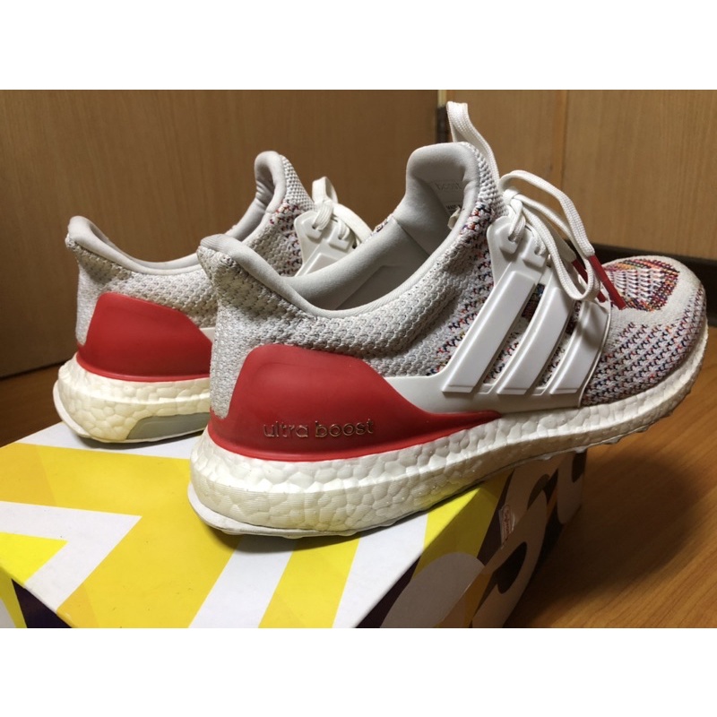 Adidas Ultra Boost 白彩虹 BB3911